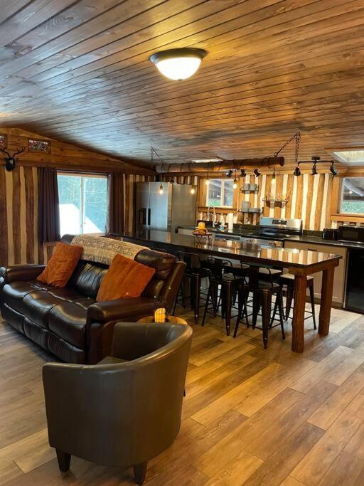 Cozy Log Cabin In 吉姆索普 外观 照片